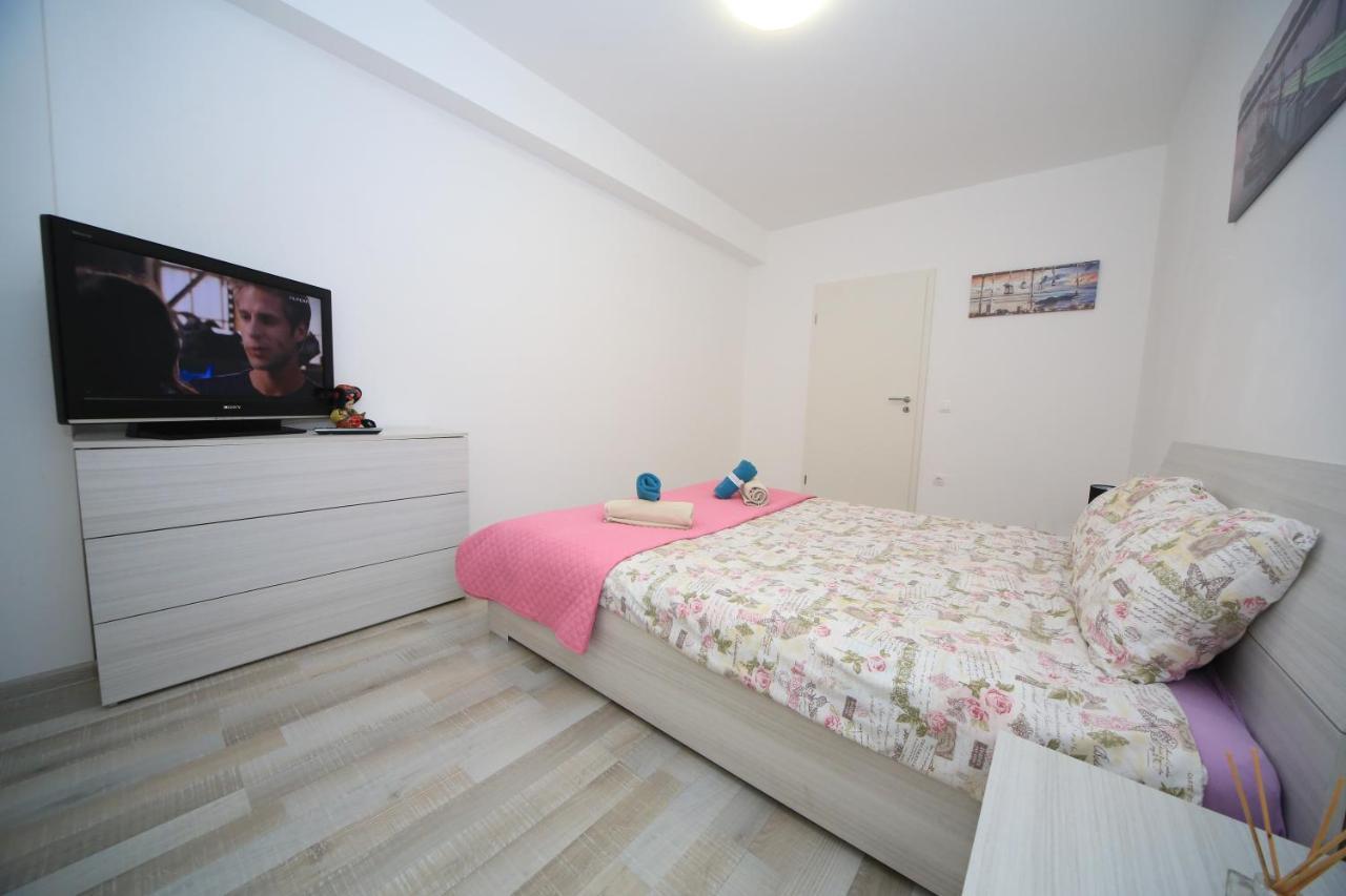 Happy Family Apartamento Braşov Exterior foto