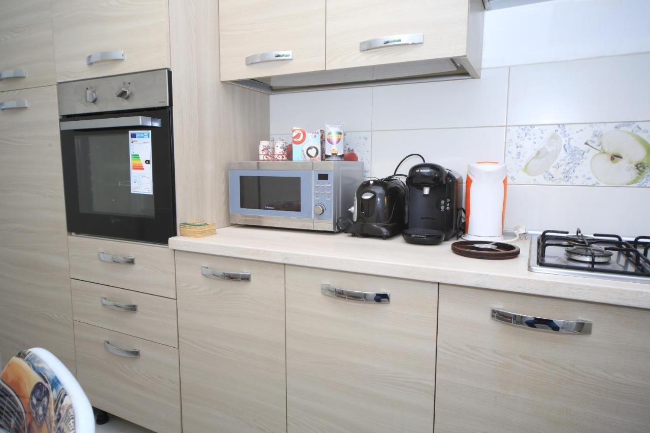 Happy Family Apartamento Braşov Exterior foto