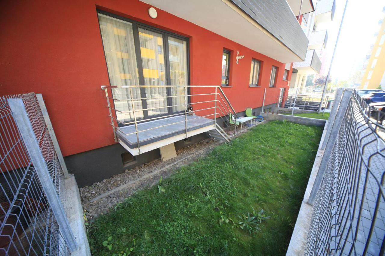 Happy Family Apartamento Braşov Exterior foto